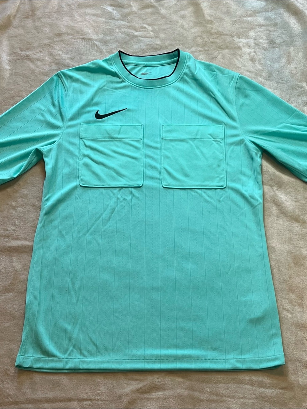 Nike Men’s Mint Green Long-Sleeve Referee Jersey with Black Swoosh